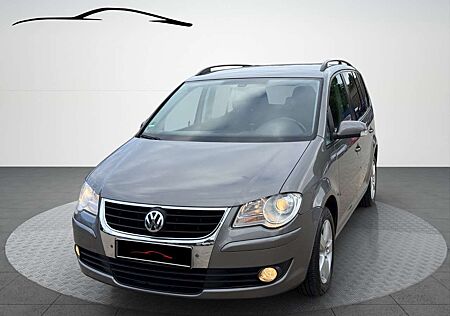 VW Touran Volkswagen United / AUTOMATIK / NAVI / KLIMA