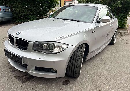 BMW 1er M Coupé -270Ps
