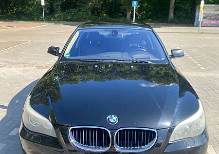 BMW 530i 530 Top Ausstattung - Headup, Xenon, Leder etc.