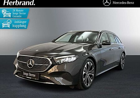 Mercedes-Benz E 220 d T Avantgarde *Pano AHK Distronic Ambient