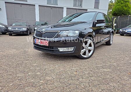 Skoda Rapid /Spaceback Spaceback Joy/ Navi/Xenon/Tempomat/Shz