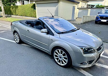 Ford Focus CC Titanium