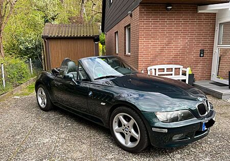 BMW Z3 roadster 56TKM nachweisbar.Aus Familienbesitz