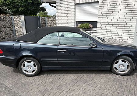 Mercedes-Benz CLK 320 Cabrio Elegance