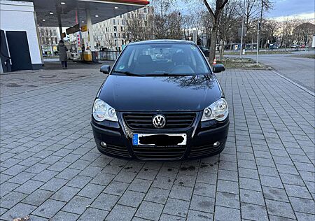 VW Polo Volkswagen 1.4, Tüv Neu, 8x bereifung, Sitzheizung, Tempomat