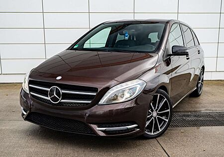 Mercedes-Benz B 200 Automatik Kamera Navi LED Xenon Sport Night