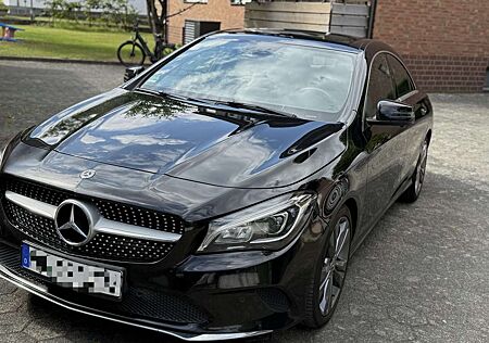 Mercedes-Benz CLA 200 CDI / d (117.308)