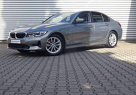 BMW 320 e Lim. Advantage erwLED LivePro AHK PDC LM SH