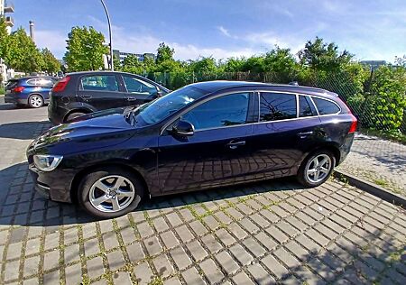 Volvo V60 D3 Geartronic Kinetic