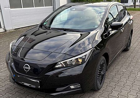 Nissan Leaf TOP 62 kWh e+N-Connecta + Satz W-Räder