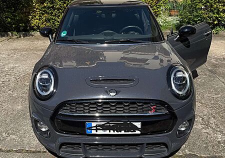 Mini Cooper S John Cooper Works Trim