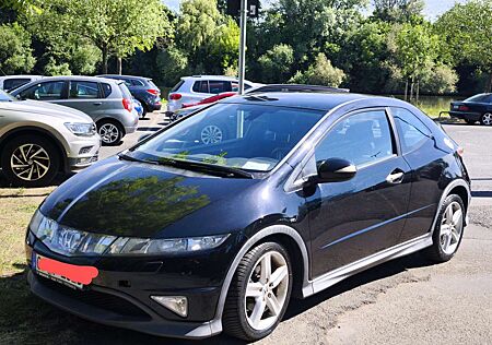 Honda Civic 1.8i-VTEC Type S