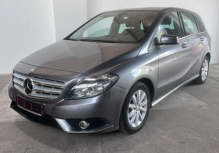 Mercedes-Benz B 180 B -Klasse 1.6 *Sitzheizung, Navi*