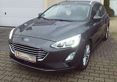 Ford Focus Turnier Titanium