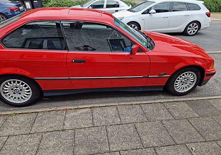 BMW 318is 318