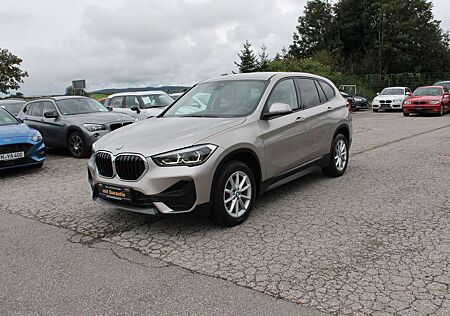 BMW X1 18 d KLIMATR HEAD-UP NAVI-PLUS LED PDC