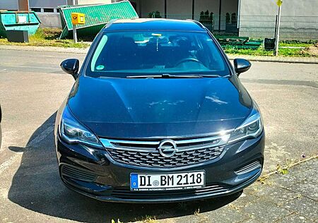 Opel Astra +1.6+D+(CDTI)+Sports+Tourer+Selection