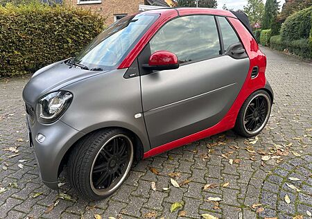 Smart ForTwo AUTOMATIC CABRIO LEDER 18 ZOLL ALU BRABUS NAVI