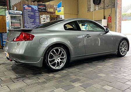 Nissan Skyline 350 GT (Infiniti G35 Coupe)