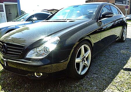 Mercedes-Benz CLS 350 /Top Optik/ TÜV neu /Scheckheft/ Leder+ALU+NAVI