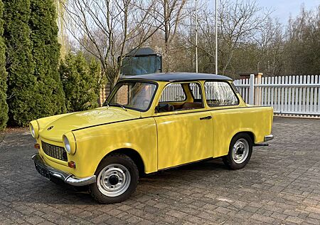 Trabant 601 P601 de Luxe