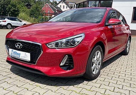 Hyundai i30 Select mit Funktionspaket