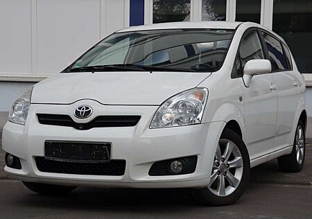 Toyota Corolla Verso 1.8 Executive/ 7 Sitzer / Leder / Kamera