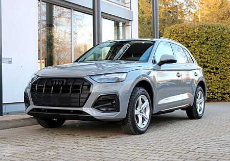 Audi Q5 40 TDI QUATTRO / ADVANCED / MAGNETIC / MATIX