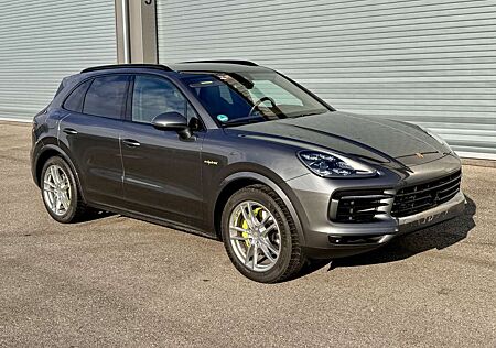Porsche Cayenne E-Hybrid Tiptronic S