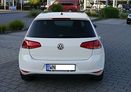 VW Golf Volkswagen 1.2 TSI BlueMotion Technology Comfortline