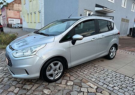 Ford B-Max Trend Zahnriemen und motor öl neu.