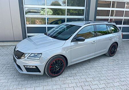 Skoda Octavia Combi 2.0 TSI DSG RS