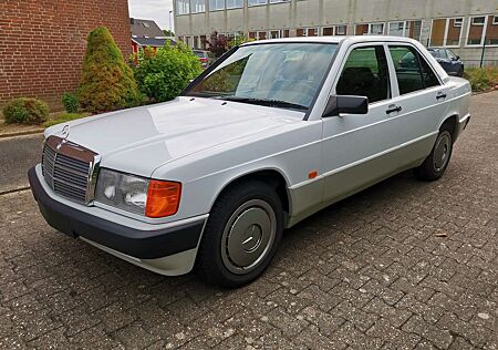 Mercedes-Benz 190 E 1.8 2.Hand , Erstlack, rostfrei