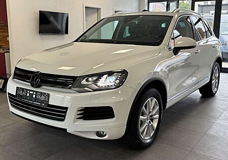 VW Touareg Volkswagen V6 TDI-Luftfahrwerk-AHK-BiXenon-Kamera-