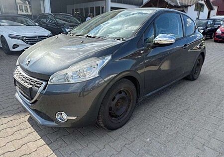 Peugeot 208 Style Sitzheizung Tempomat Alu Tüv Neu !!