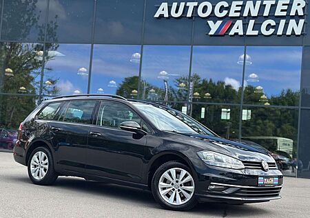 VW Golf Volkswagen 1.6 TDI DSG Comfort Variant S-H/NAV/AHK/ACC