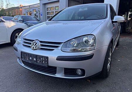 VW Golf Volkswagen V Lim. Trendline