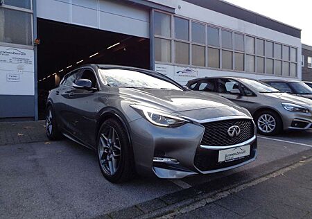 Infiniti Q30 gebraucht kaufen Infiniti Q30 S 2.2 d AWD Sport City Black*LED*NAV*AHK*SPUR