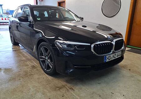 BMW 530 d ACC*R-Cam*AHK*HUD*LED*Memory-Sitze*SHZ*
