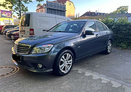 Mercedes-Benz C 180 CGI BlueEFFICIENCY Elegance