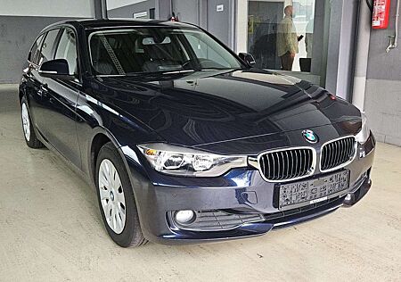 BMW 316 i Touring 1.Hand+El.AHK/schwenkbar+Navi