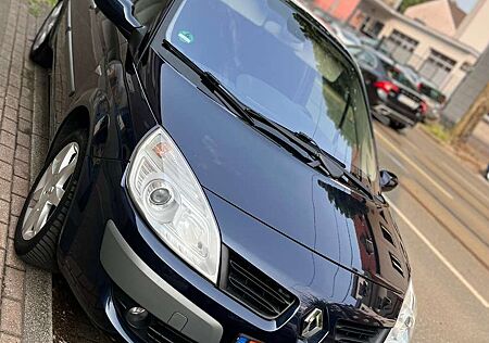 Renault Scenic 2.0 16V Dynamique