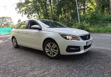 Peugeot 308 SW BlueHDi 130 Stop & Start Active