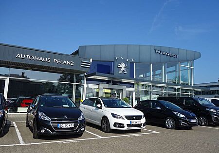 Peugeot 208 Style PureTech 100 *KLIMA*SITZHEIZUNG*PDC*