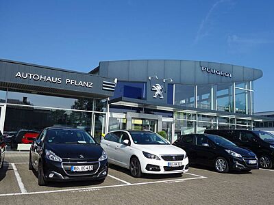 Peugeot 208 Style PureTech 100 *KLIMA*SITZHEIZUNG*PDC*