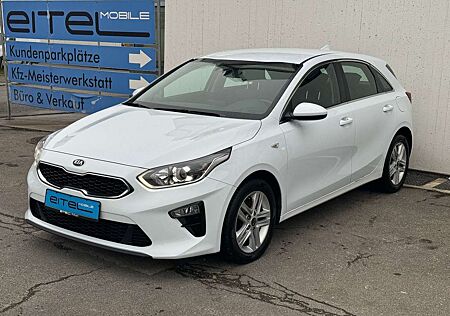 Kia Cee'd Ceed / Vision 1,6 CRDi Kamera Car/Play