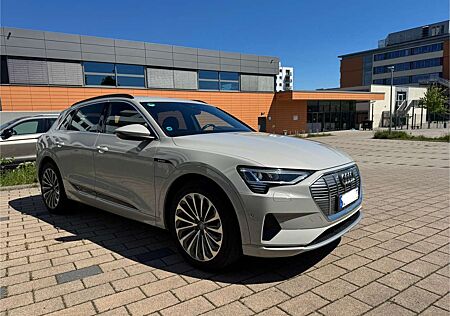 Audi e-tron 55 quattro B&O Top Ausstattung