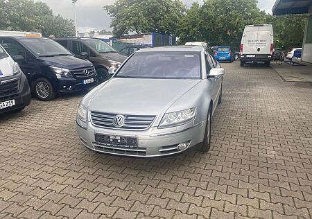 VW Phaeton Volkswagen 4.2 V8 4MOTION Automatik (4 Sitzer)