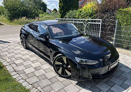 Audi e-tron GT quattro RS mit 598 PS UVP: 170K Air Garantie 360