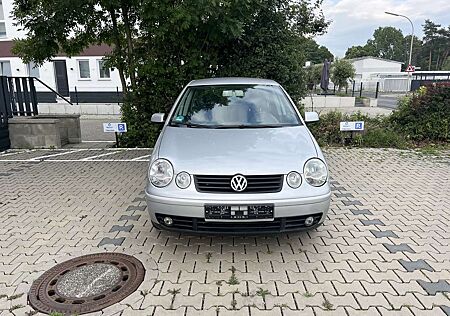 VW Polo Volkswagen 1.4 / Wenig Kilometer / 2 Vorbesitzer